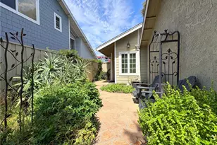 990 Trabuco, Costa Mesa, CA 92627 - Photo 30