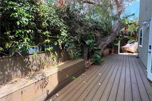 990 Trabuco, Costa Mesa, CA 92627 - Photo 32