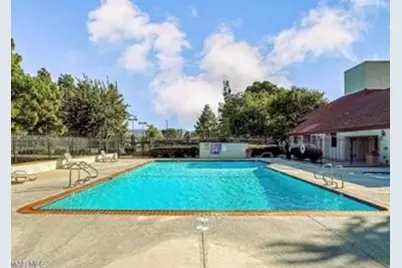 1712 Sinaloa #105, Simi Valley, CA 93065 - Photo 8