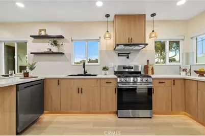 2801 Adriatic Avenue, Long Beach, CA 90810 - Photo 10