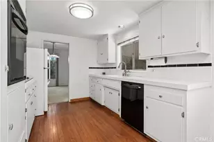 359 361 Roswell, Long Beach, CA 90814 - Photo 14