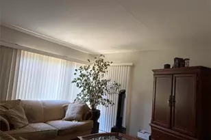 359 361 Roswell, Long Beach, CA 90814 - Photo 34