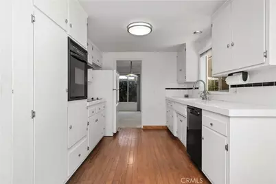 359 361 Roswell, Long Beach, CA 90814 - Photo 16
