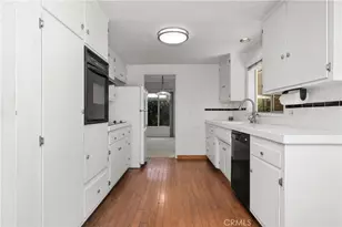 359 361 Roswell, Long Beach, CA 90814 - Photo 16