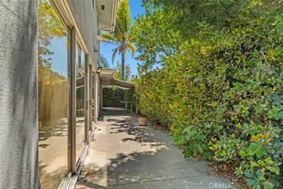 359 361 Roswell, Long Beach, CA 90814 - Photo 30