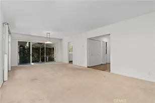 359 361 Roswell, Long Beach, CA 90814 - Photo 10