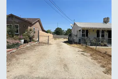 18044 Valencia, Fontana, CA 92335 - Photo 2