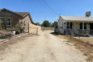 18044 Valencia, Fontana, CA 92335 - Photo 2