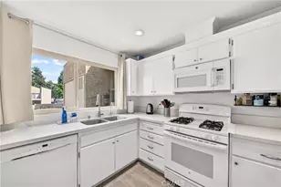 5475 Twin Lakes, Cypress, CA 90630 - Photo 6