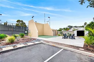 1024 Palo Verde Ave, Long Beach, CA 90815 - Photo 32