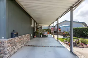 10681 Oak Street, Los Alamitos, CA 90720 - Photo 32
