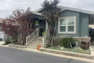 10681 Oak Street, Los Alamitos, CA 90720 - Photo 1