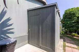 10681 Oak Street, Los Alamitos, CA 90720 - Photo 36