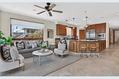 16735 Bayview Drive, Huntington Beach, CA 92649 - Photo 22