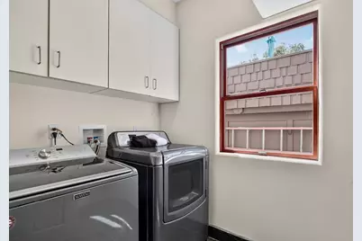 16735 Bayview Drive, Huntington Beach, CA 92649 - Photo 18