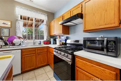 11483 Winter, Adelanto, CA 92301 - Photo 10