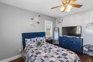 1600 W 80th St, Los Angeles, CA 90047 - Photo 14