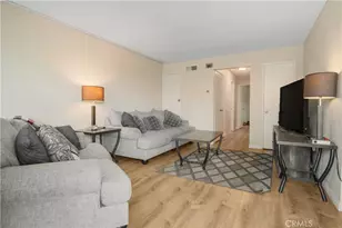 2423 Deodar, Santa Ana, CA 92705 - Photo 4