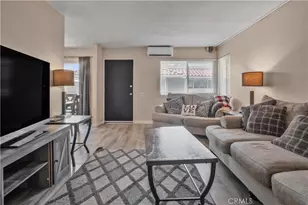 2423 Deodar, Santa Ana, CA 92705 - Photo 2