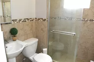 4611 Leonis, Commerce, CA 90040 - Photo 10