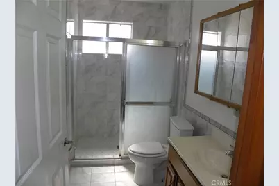 4611 Leonis, Commerce, CA 90040 - Photo 16