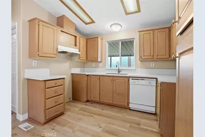 24200 Walnut Street #34, Torrance, CA 90501 - Photo 10