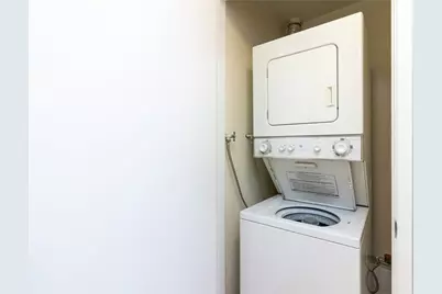 730 W 4th Street #306, Long Beach, CA 90802 - Photo 6