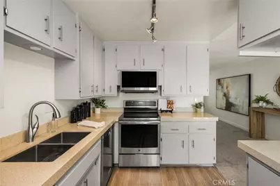 444 Obispo #301, Long Beach, CA 90814 - Photo 18