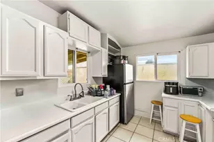 1012 Vina, Long Beach, CA 90813 - Photo 4