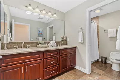 4589 Hazelnut Avenue, Seal Beach, CA 90740 - Photo 24