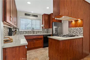 4589 Hazelnut Ave, Seal Beach, CA 90740 - Photo 8