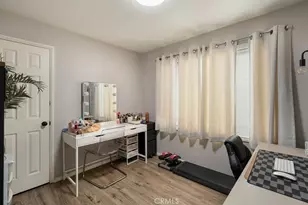 810 E 118th St, Los Angeles, CA 90059 - Photo 24
