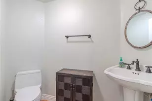 16660 Carriage Cir, Yorba Linda, CA 92886 - Photo 14