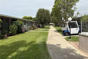 1371 Oakmont Rd, Seal Beach, CA 90740 - Photo 2