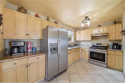 829 S Kenmore, Anaheim, CA 92804 - Photo 4