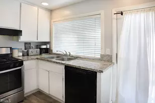 212 N Kodiak, Anaheim, CA 92807 - Photo 12