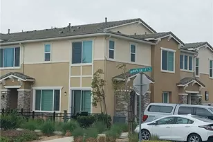 16571 Wyndham, Fontana, CA 92336 - Photo 2