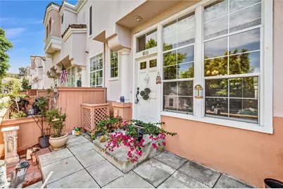 1010 S Volterra, Anaheim, CA 92808 - Photo 2