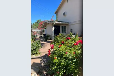 2700 32nd Street, Sacramento, CA 95817 - Photo 1