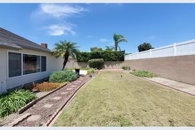6631 Wrenfield Drive, Huntington Beach, CA 92647 - Photo 28