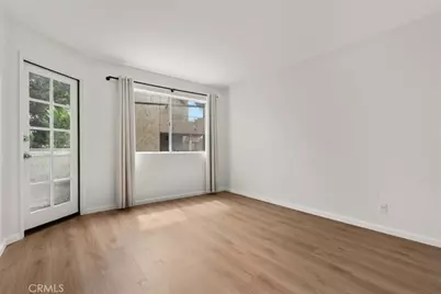 445 W 6th, Long Beach, CA 90802 - Photo 12