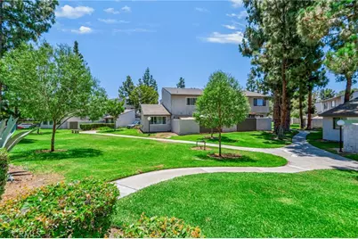 3002 E Via Siena, Anaheim, CA 92806 - Photo 6