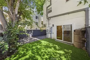 1233 W 39th, Los Angeles, CA 90037 - Photo 36