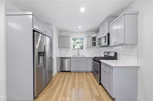 1233 W 39th, Los Angeles, CA 90037 - Photo 20