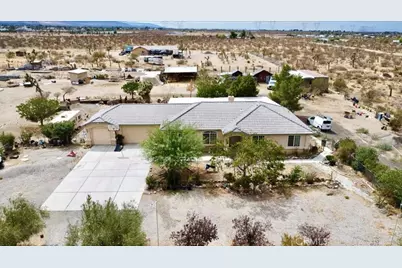 12008 Sierra Vista, Phelan, CA 92371 - Photo 4