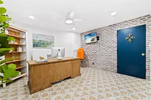 205 4th St, Seal Beach, CA 90740 - Photo 24
