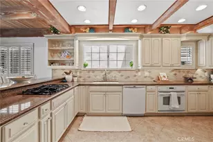 205 4th St, Seal Beach, CA 90740 - Photo 16