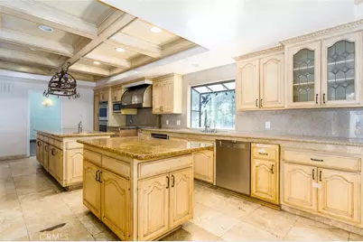 3243 Iredell, Studio City, CA 91604 - Photo 12