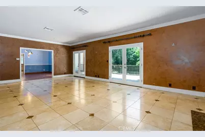 3243 Iredell, Studio City, CA 91604 - Photo 8