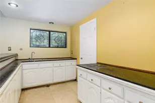 3243 Iredell, Studio City, CA 91604 - Photo 24